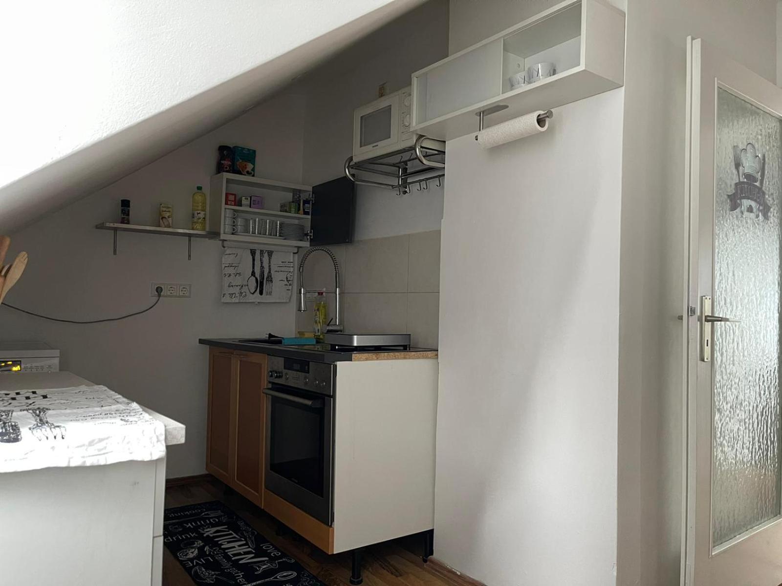 Bequemes Einzelzimmer Im Herzen Von Kassel Kültér fotó