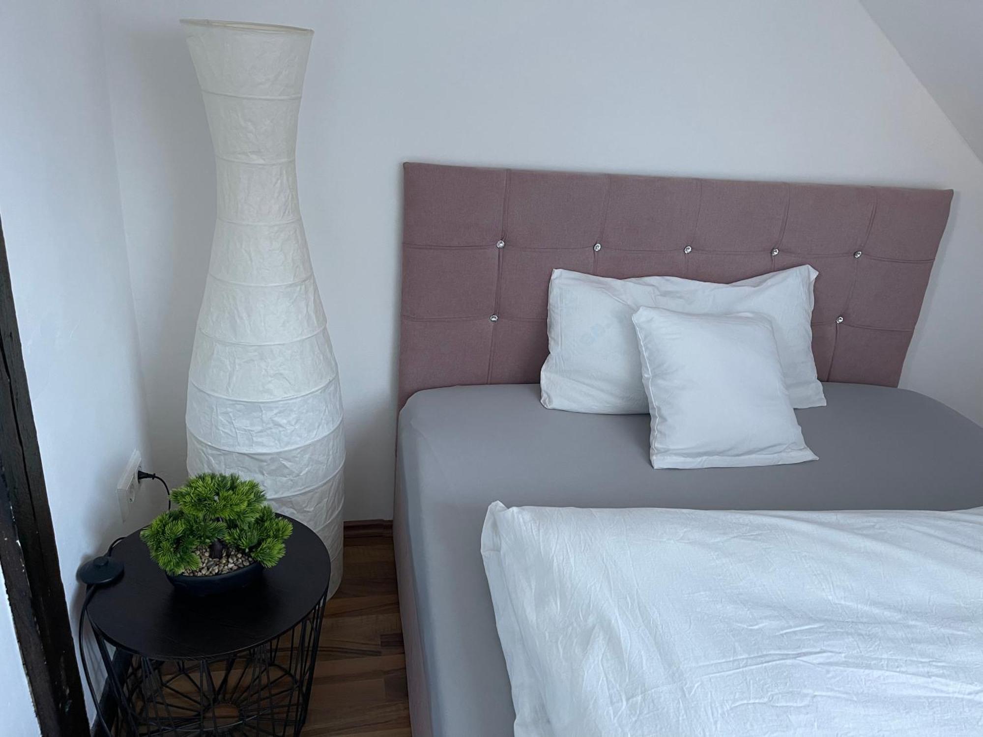 Bequemes Einzelzimmer Im Herzen Von Kassel Kültér fotó